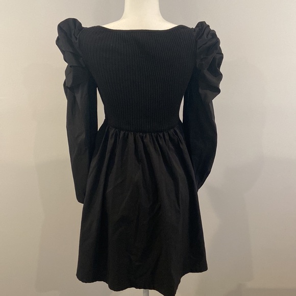 En Saison Puff Sleeve dress. Size medium. - Picture 3 of 6